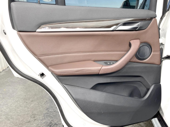 2019 BMW X1 LDA-HT20 (UW-6a20ed9416088)[14]
