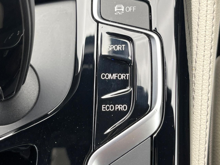 2018 BMW 5 Series DBA-JA20 (UW-6a20ed9465d1a)[25]