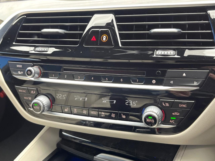2018 BMW 5 Series DBA-JA20 (UW-6a20ed9465d1a)[19]