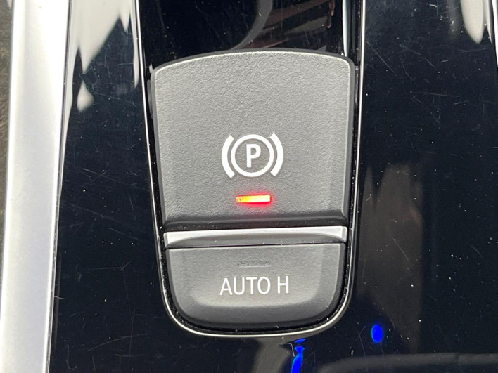 2018 BMW 5 Series DBA-JA20 (UW-6a20ed9465d1a)[23]