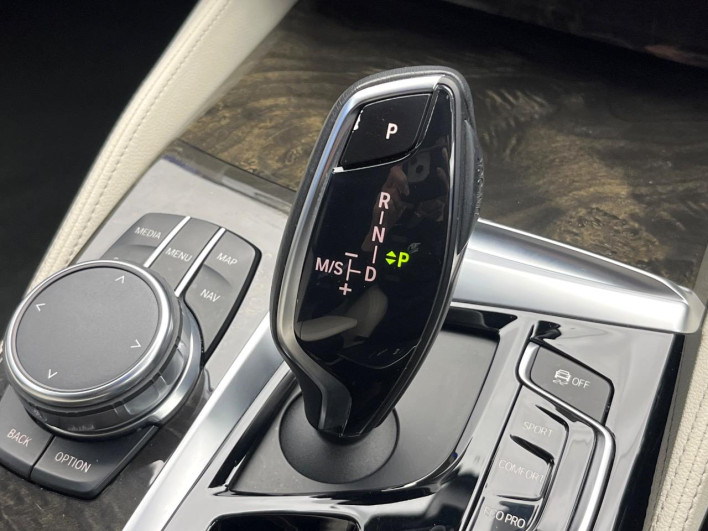 2018 BMW 5 Series DBA-JA20 (UW-6a20ed9465d1a)[22]