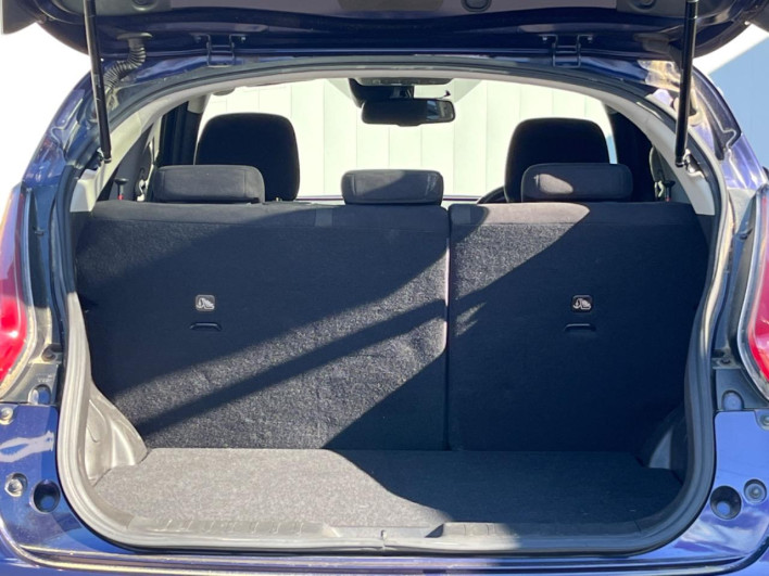 2015 Nissan JUKE DBA-YF15 (UW-6a20ed9e2e9af)[18]
