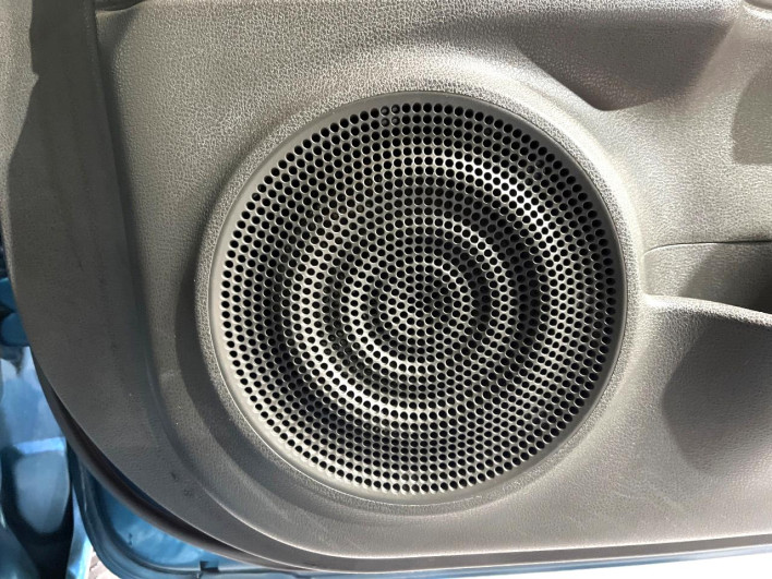 2017 Nissan Cube DBA-Z12 (UW-6a20eda0d9fbf)[18]
