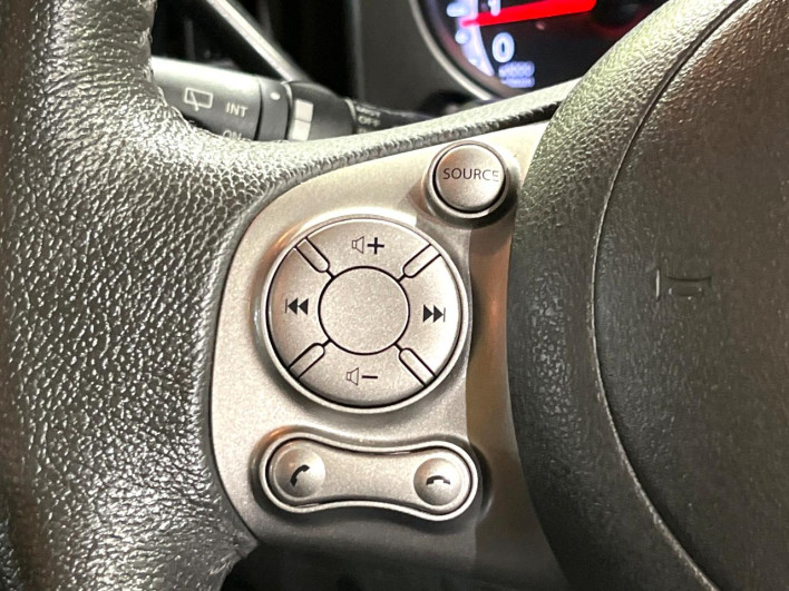 2017 Nissan Cube DBA-Z12 (UW-6a20eda0d9fbf)[27]