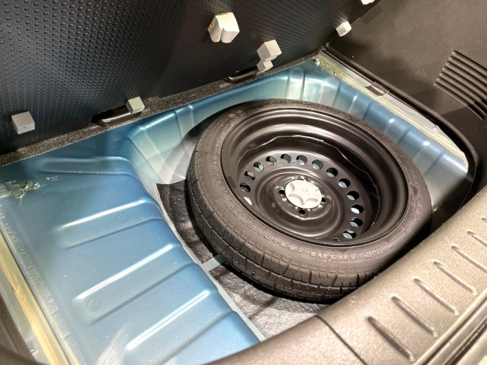 2017 Nissan Cube DBA-Z12 (UW-6a20eda0d9fbf)[22]