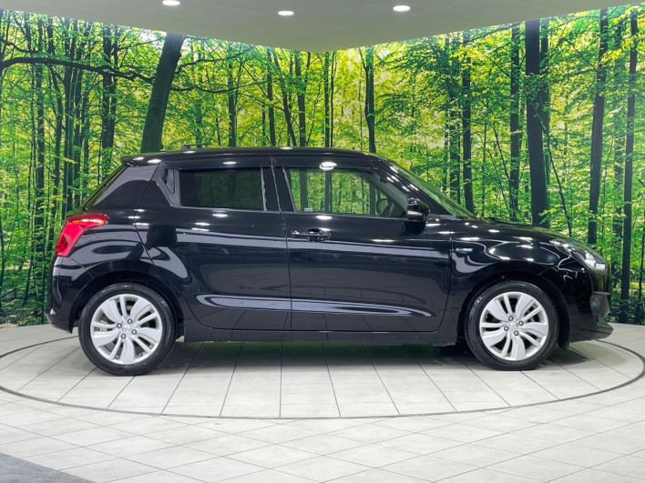 2017 Suzuki Swift DAA-ZC43S (UW-6a20eda210333)[18]