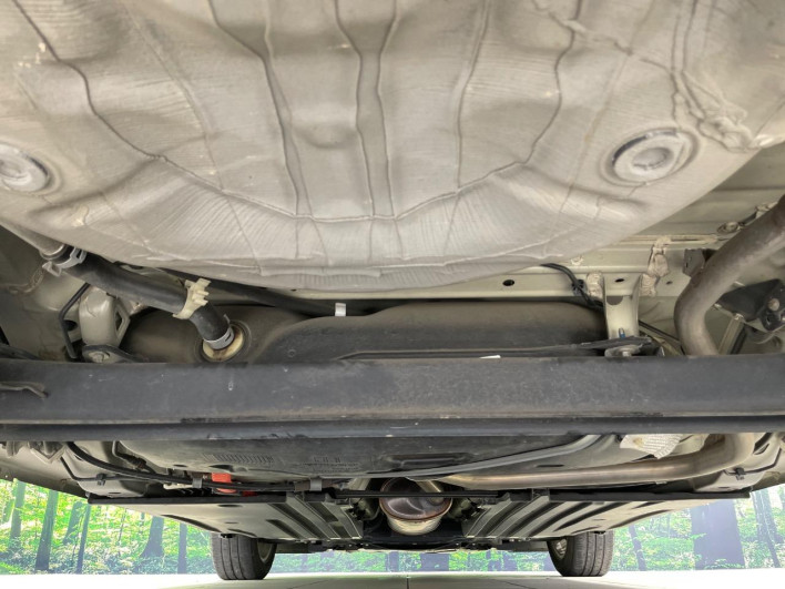 2017 Suzuki Swift DAA-ZC43S (UW-6a20eda210333)[28]