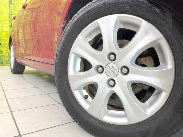 2013 Suzuki Swift DBA-ZC72S (UW-6a20eda2c854d)[15]