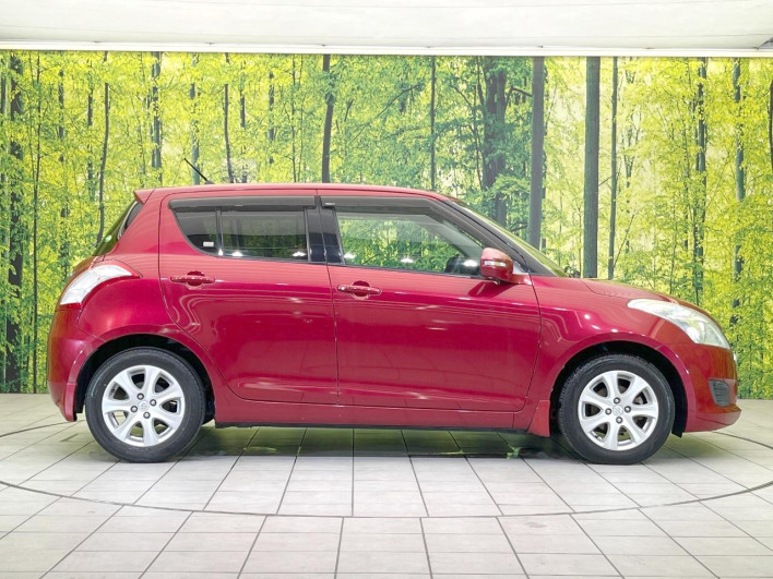 2013 Suzuki Swift DBA-ZC72S (UW-6a20eda2c854d)[8]