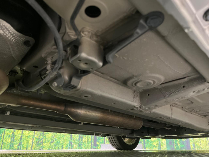2014 Suzuki Swift DBA-ZC72S (UW-6a20eda30da10)[20]