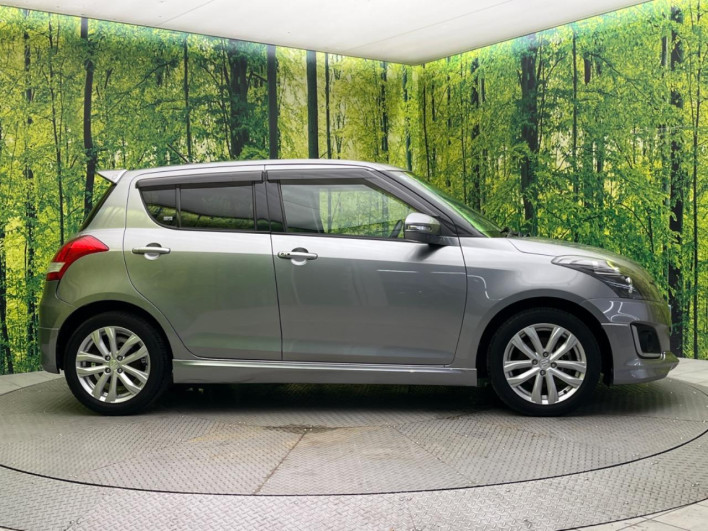 2014 Suzuki Swift DBA-ZC72S (UW-6a20eda30da10)[10]