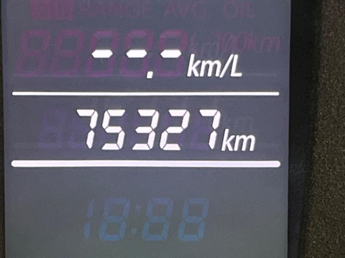 2014 Suzuki Swift DBA-ZC72S (UW-6a20eda30da10)[2]