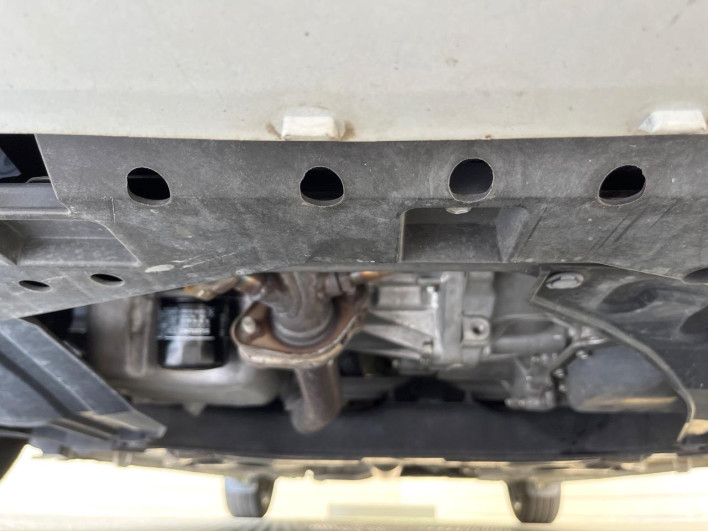 2015 Suzuki Swift DBA-ZC72S (UW-6a20eda3b8f55)[6]