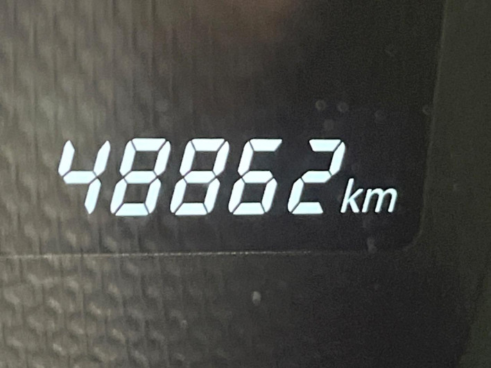 2015 Suzuki Swift DBA-ZC72S (UW-6a20eda3b8f55)[2]