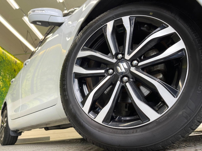 2015 Suzuki Swift DBA-ZC72S (UW-6a20eda3b8f55)[12]