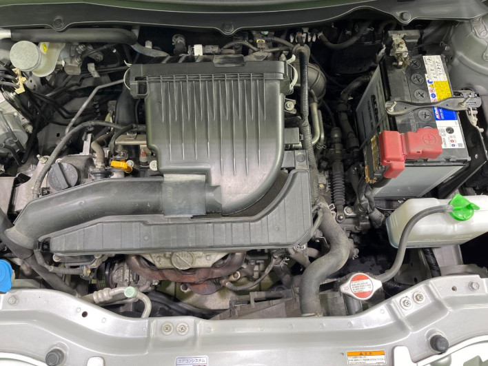 2015 Suzuki Swift DBA-ZC72S (UW-6a20eda46d97f)[4]