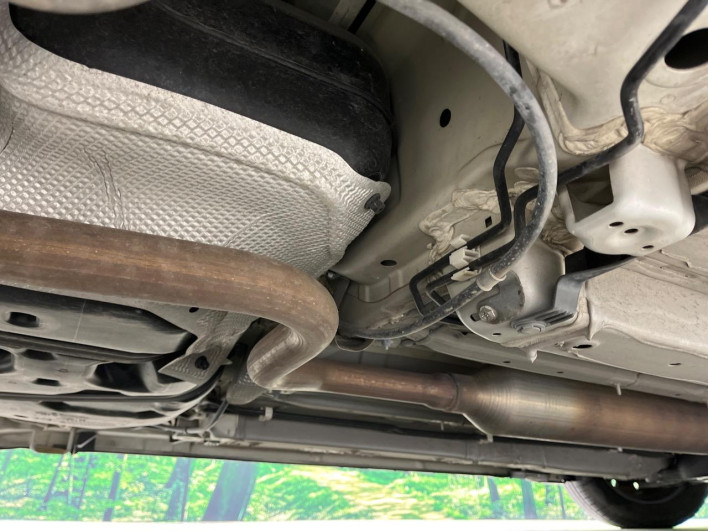 2015 Suzuki Swift DBA-ZC72S (UW-6a20eda46d97f)[10]