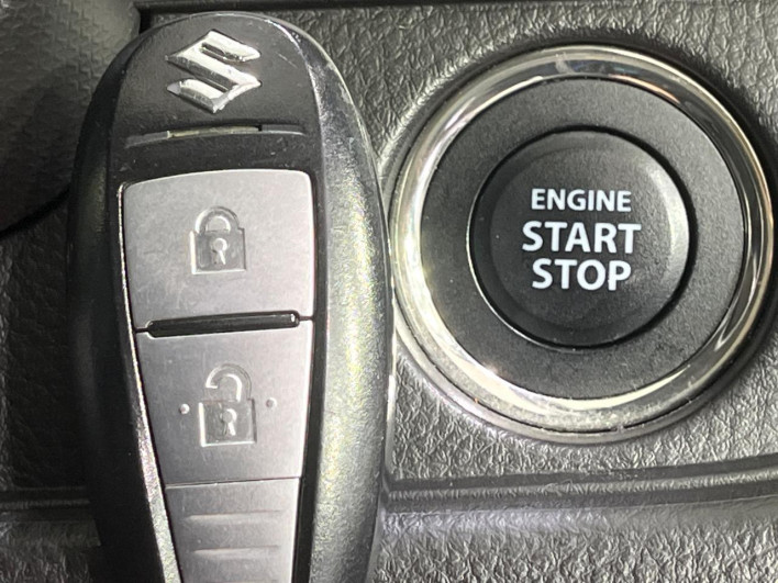 2015 Suzuki Swift DBA-ZC72S (UW-6a20eda46d97f)[23]
