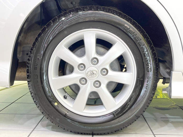 2011 Toyota Isis DBA-ZGM10W (UW-6a20eda67e384)[19]
