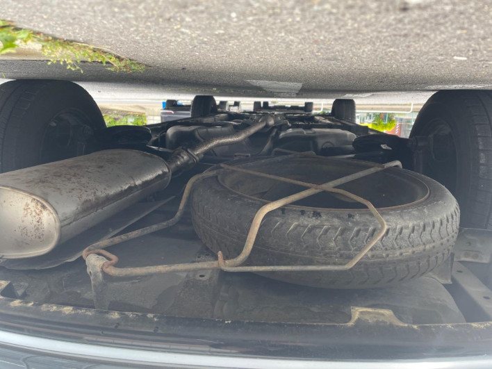 2011 Toyota Isis DBA-ZGM10G (UW-6a20eda68203b)[19]
