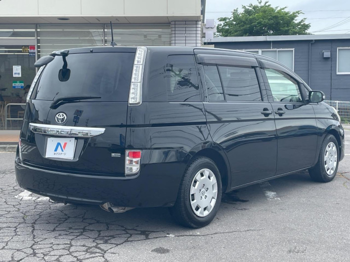 2011 Toyota Isis DBA-ZGM10G (UW-6a20eda68203b)[7]