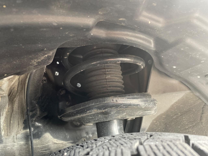 2011 Toyota Isis DBA-ZGM10G (UW-6a20eda68203b)[16]