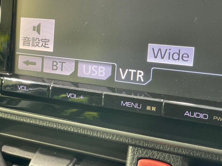 2014 Toyota Voxy DBA-ZRR80W (UW-6a20eda86e4c1)[13]
