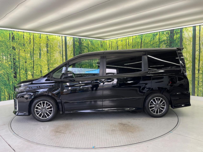 2014 Toyota Voxy DBA-ZRR80W (UW-6a20eda8c084f)[11]