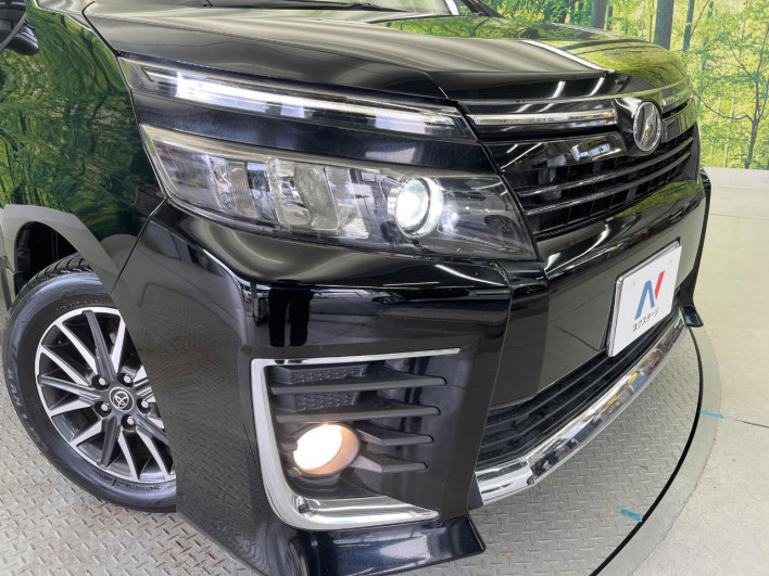 2014 Toyota Voxy DBA-ZRR80W (UW-6a20eda8c084f)[12]