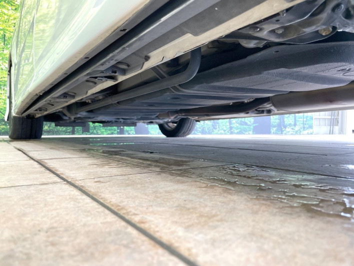 2015 Toyota Voxy DBA-ZRR80W (UW-6a20edaa25ae4)[29]