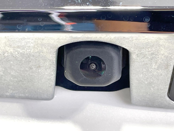 2015 Toyota Voxy DBA-ZRR80W (UW-6a20edaa25ae4)[22]