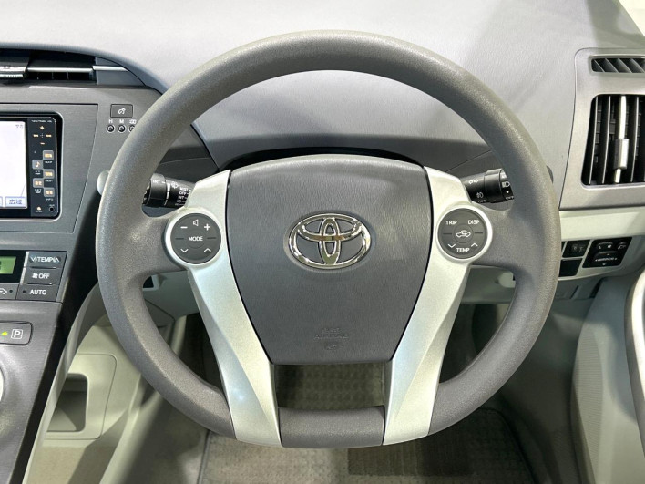 2011 Toyota Prius DAA-ZVW30 (UW-6a20edc152b53)[29]