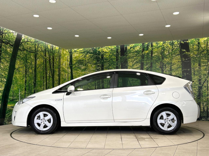 2011 Toyota Prius DAA-ZVW30 (UW-6a20edc152b53)[6]