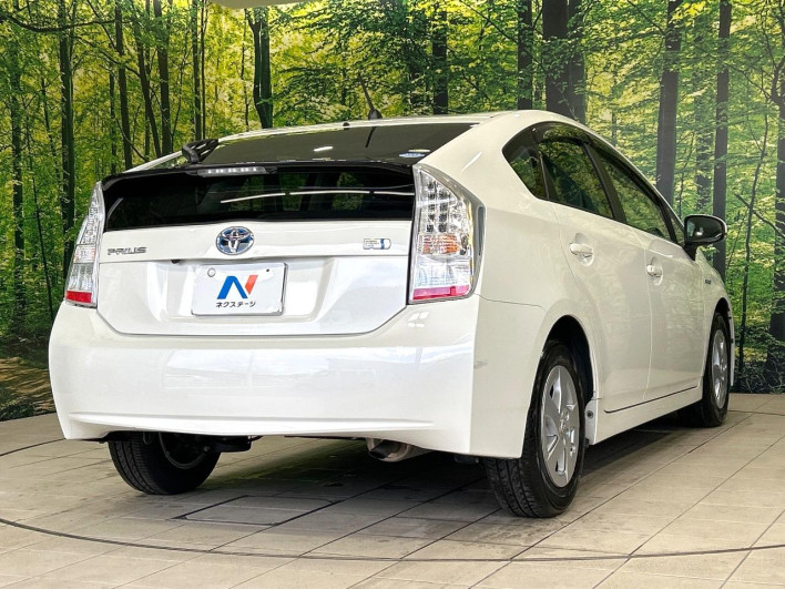 2011 Toyota Prius DAA-ZVW30 (UW-6a20edc152b53)[9]