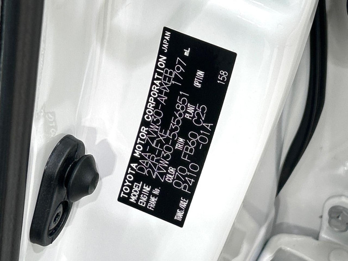 2011 Toyota Prius DAA-ZVW30 (UW-6a20edc152b53)[1]