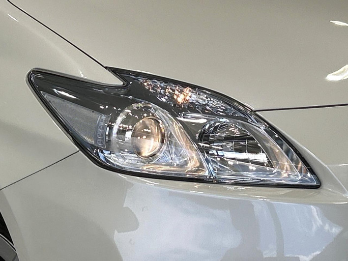 2011 Toyota Prius DAA-ZVW30 (UW-6a20edc152b53)[13]