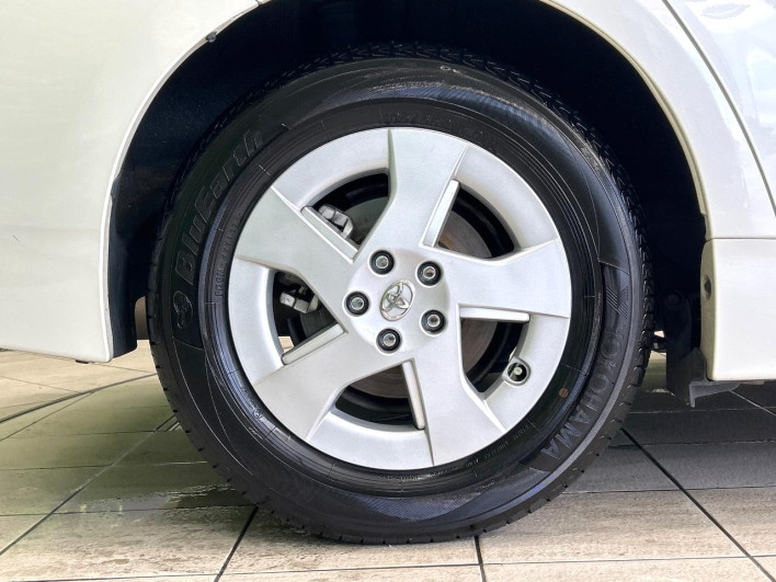 2011 Toyota Prius DAA-ZVW30 (UW-6a20edc152b53)[16]