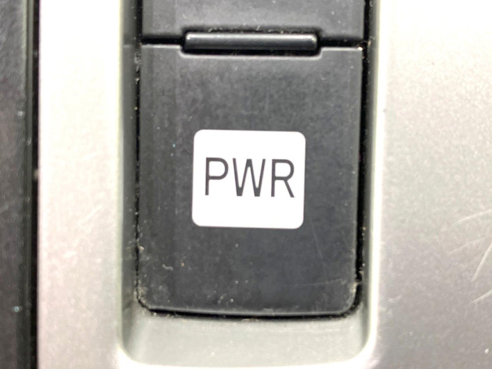 2014 Toyota Prius α DAA-ZVW41W (UW-6a20edc4183fc)[25]