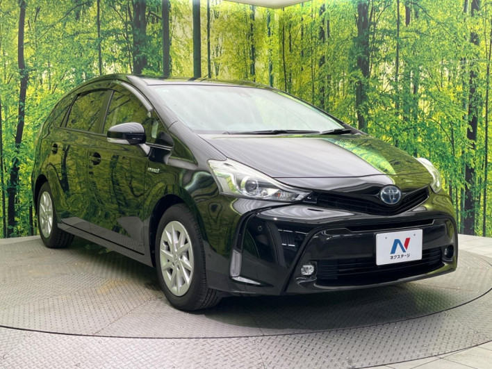2015 Toyota Prius α DAA-ZVW41W (UW-6a20edc460381)[9]