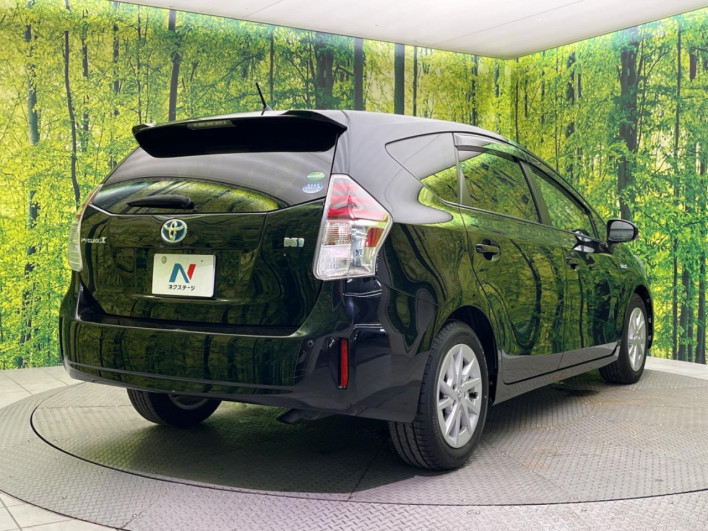 2015 Toyota Prius α DAA-ZVW41W (UW-6a20edc460381)[11]