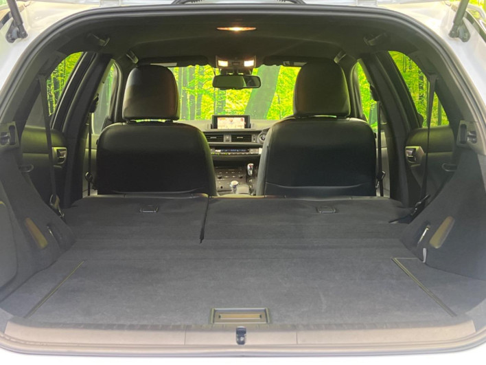 2011 Lexus CT DAA-ZWA10 (UW-6a20edca539a6)[13]