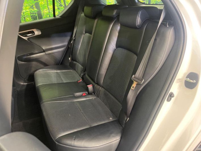 2011 Lexus CT DAA-ZWA10 (UW-6a20edca539a6)[16]