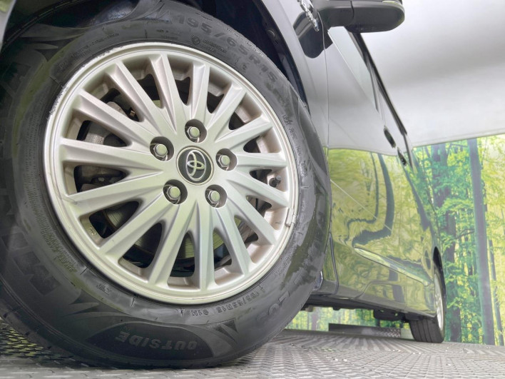 2014 Toyota Voxy DAA-ZWR80G (UW-6a20edcf0a44a)[9]