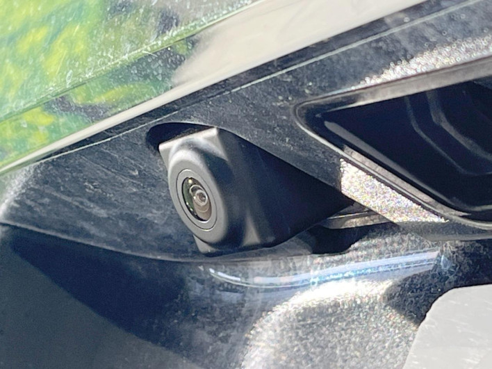 2014 Toyota Voxy DAA-ZWR80G (UW-6a20edcf0a44a)[22]