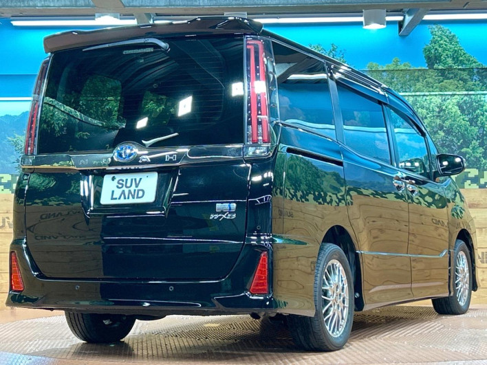 2021 Toyota Noah 6AA-ZWR80W (UW-6a20edd46c779)[15]