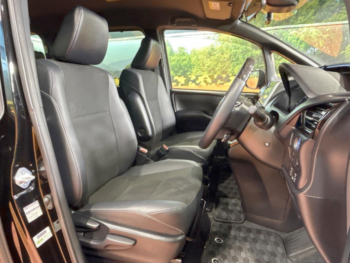 2021 Toyota Noah 6AA-ZWR80W (UW-6a20edd46c779)[24]
