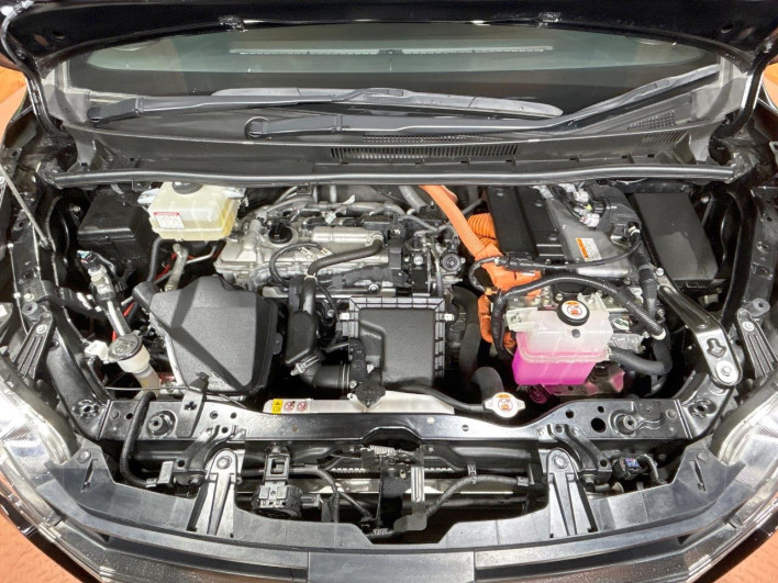 2021 Toyota Noah 6AA-ZWR80W (UW-6a20edd46c779)[5]