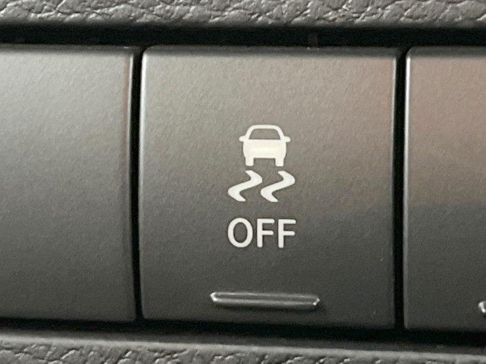 2016 Chrysler Jeep Wrangler Unlimited ABA-JK36L (UW-6a223d78b3f65)[13]