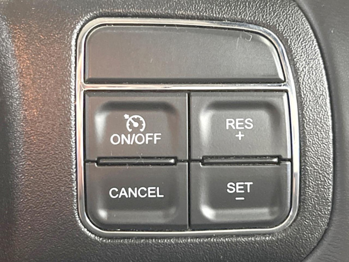 2016 Chrysler Jeep Wrangler Unlimited ABA-JK36L (UW-6a223d78b3f65)[17]