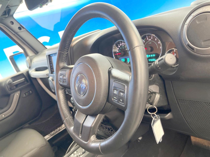 2016 Chrysler Jeep Wrangler Unlimited ABA-JK36L (UW-6a223d78b3f65)[27]